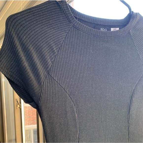 H&M short skater dress - Picture 3 of 3